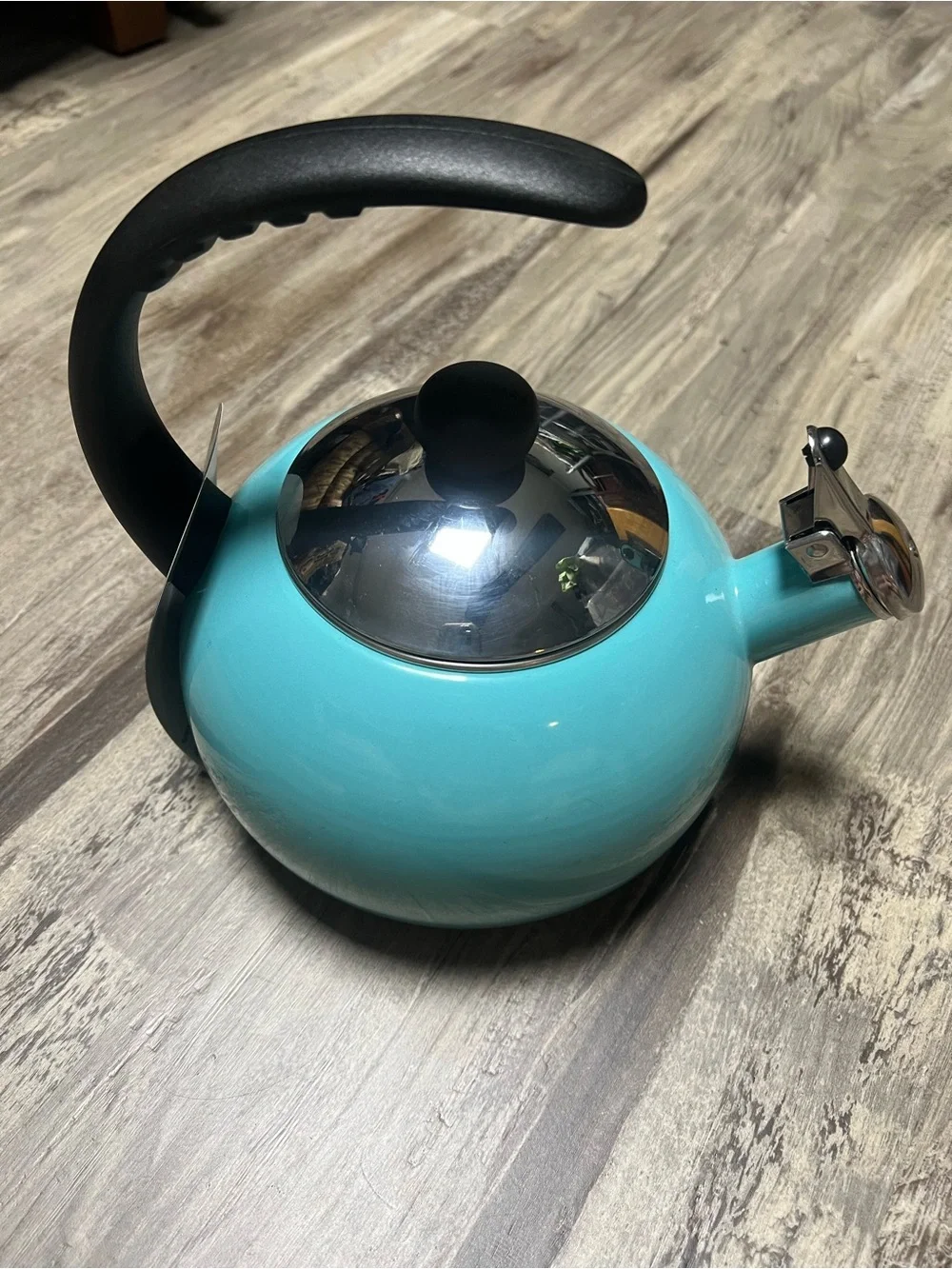 Farberware Luna 2.5 Qt Aqua Whistling Tea Kettle NWT Stovetop Enamel Pot